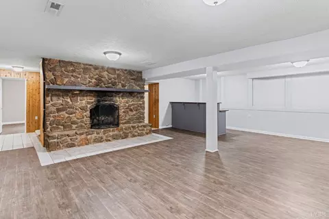 Living - 207 Merrywood Dr, Forest, VA 24551 photo 6 of 7