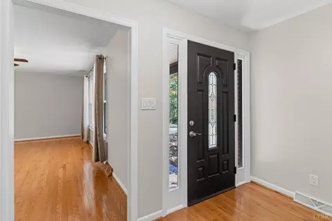 Entry Way - 207 Merrywood Dr, Forest, VA 24551 photo 3 of 5