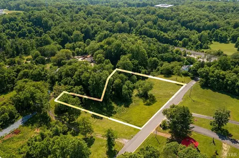 115 Chapel Ln, Lynchburg, VA 24501