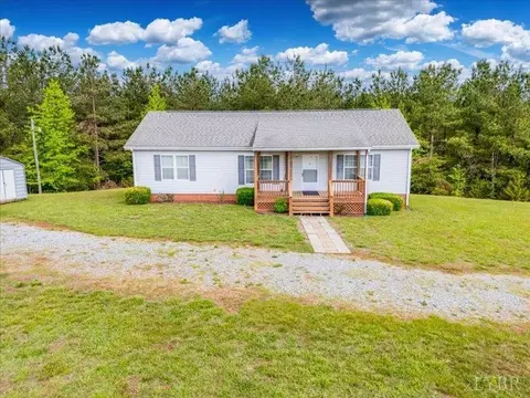 2453 Easome Rd, Hurt, VA 24563