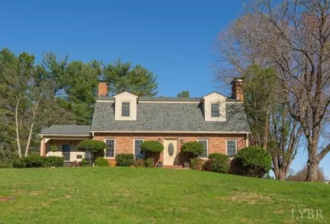 732 Chikasaw Rd, Lynchburg, VA 24502