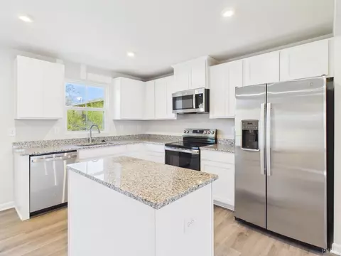 Kitchen - 37 Ranwell Rd, Rustburg, VA 24588 photo 2 of 4