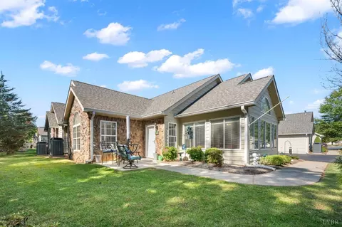 226 Salisbury Cir, Lynchburg, VA 24502