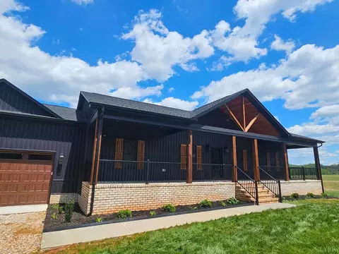 1155 Piney Mountain Rd, Appomattox, VA 24522