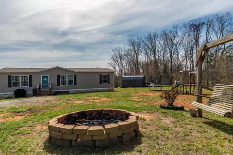 6024 Bear Creek Rd, Rustburg, VA 24588