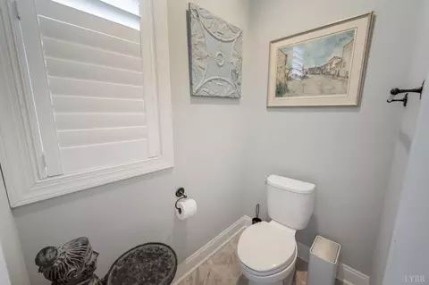 Bath - 1424 Lake Manor Dr, Forest, VA 24551 photo 5 of 12