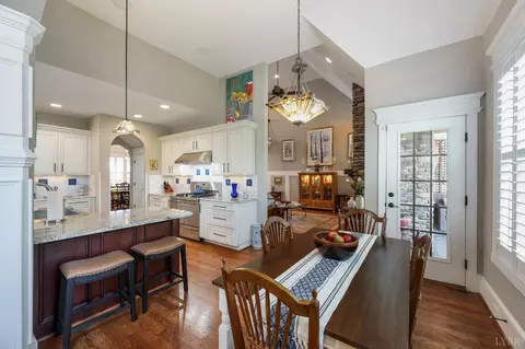Dining - 1424 Lake Manor Dr, Forest, VA 24551 photo 4 of 8