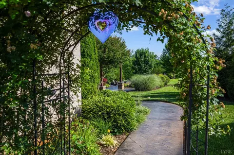 Exterior - 1424 Lake Manor Dr, Forest, VA 24551 photo 3 of 15