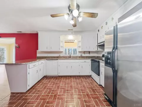 Kitchen - 1285 Cedar Gate Rd, Monroe, VA 24574 photo 2 of 3