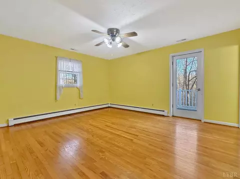 Bedroom - 1285 Cedar Gate Rd, Monroe, VA 24574 photo 1 of 4