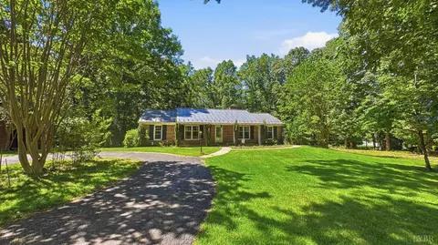 Exterior - 1285 Cedar Gate Rd, Monroe, VA 24574 photo 4 of 20