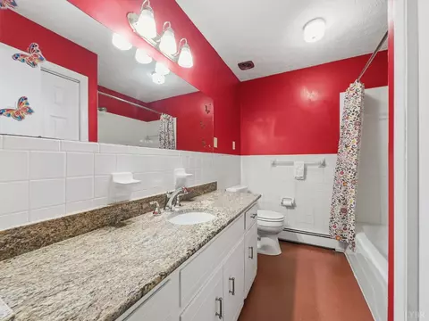 Bath - 1285 Cedar Gate Rd, Monroe, VA 24574 photo 1 of 3