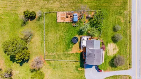 4911 Goode Rd, Goode, VA 24556 photo 55