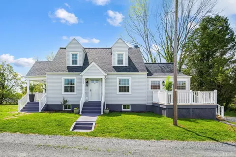 111 Golf Dr, Madison Heights, VA 24572