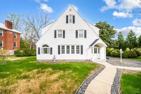 282 S Main St, Amherst, VA 24521