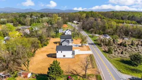 View/Area - 2549 Thomas Jefferson Rd, Forest, VA 24551 photo 2 of 6