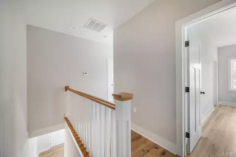 Entry Way - 2549 Thomas Jefferson Rd, Forest, VA 24551 photo 4 of 5