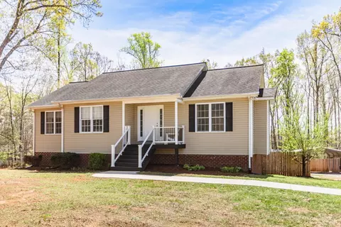 396 Rocks Church Rd, Pamplin, VA 23958