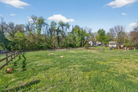 Exterior - 150 Mount Olive Rd, Amherst, VA 24521 photo 18 of 22