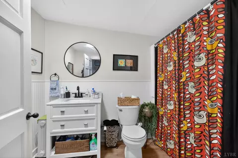 Bath - 150 Mount Olive Rd, Amherst, VA 24521 photo 1 of 2
