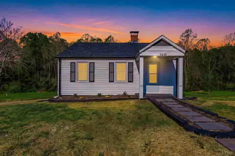 1410 Lynch Rd, Altavista, VA 24517