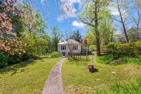 113 Garland Ave, Amherst, VA 24521