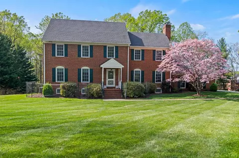 1933 Royal Oak Dr, Lynchburg, VA 24503