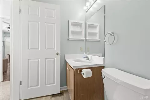 Bath - 290 Dodee Ln, Union Hall, VA 24176 photo 2 of 5