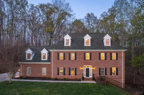 1089 Howards Scenic Trl, Forest, VA 24551