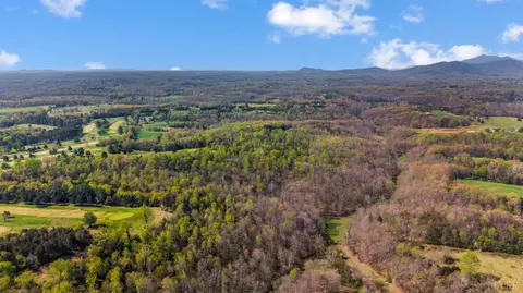 View/Area - 331 Johnson Dr, Amherst, VA 24521 photo 3 of 5