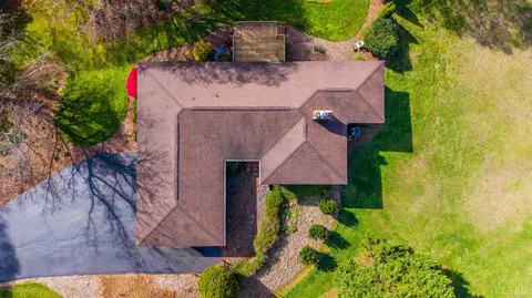View/Area - 331 Johnson Dr, Amherst, VA 24521 photo 1 of 5