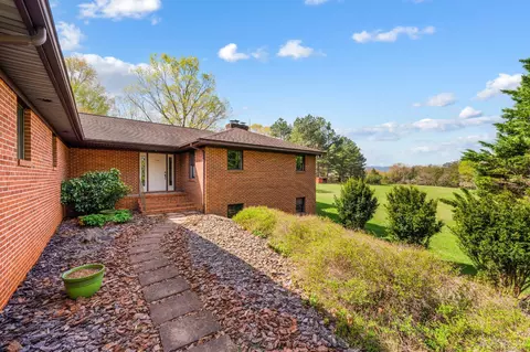 Exterior - 331 Johnson Dr, Amherst, VA 24521 photo 3 of 15