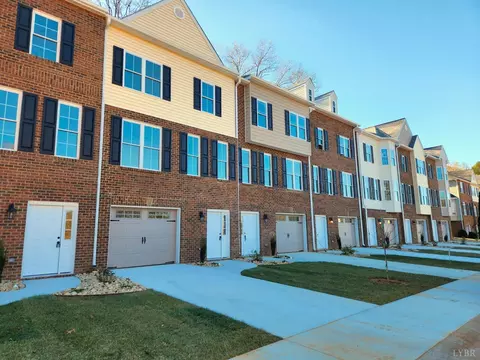 3008 Hill St, Lynchburg, VA 24501