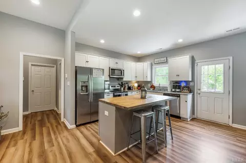 11317 Leesville Rd, Evington, VA 24550 photo 11
