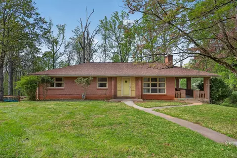 2134 Woodcrest Dr, Lynchburg, VA 24503