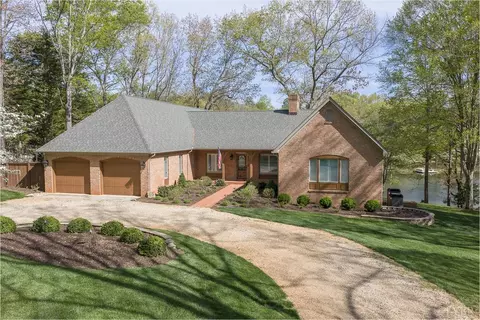 113 Fairwood Ct, Lynchburg, VA 24503