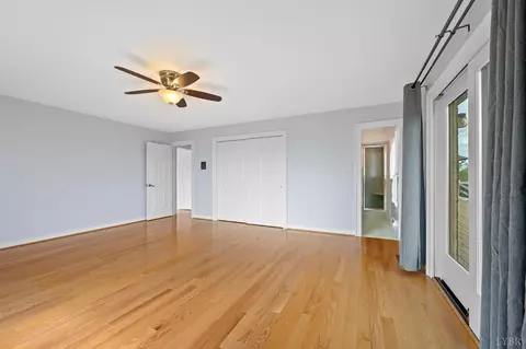 Bedroom - 355 Dyson Rd, Amherst, VA 24521 photo 4 of 5