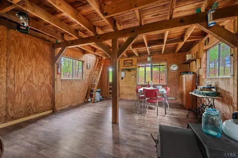 Dining - 355 Dyson Rd, Amherst, VA 24521 photo 4 of 4