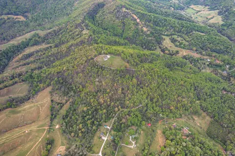View/Area - 355 Dyson Rd, Amherst, VA 24521 photo 2 of 2