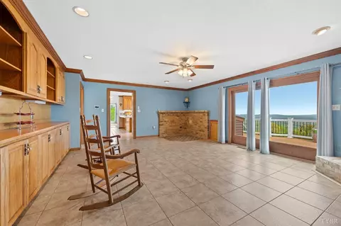 Living - 355 Dyson Rd, Amherst, VA 24521 photo 1 of 4