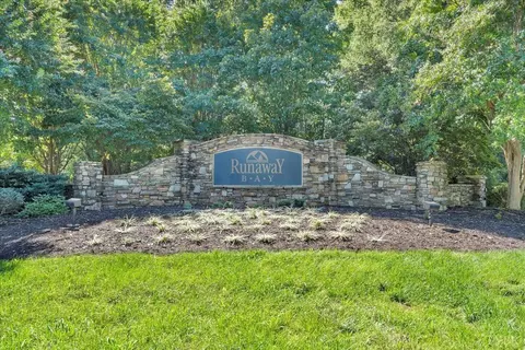 0 Runaway Bay Rd, Lynch Station, VA 24571