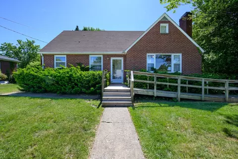 129 Forbes St, Madison Heights, VA 24572