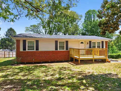 3537 Bell Town, Bedford, VA 24523