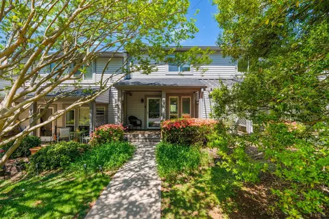 424 Oak Point Rd, Forest, VA 24551