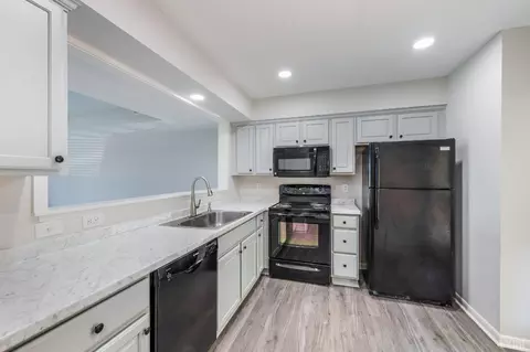 Kitchen - 424 Oak Point Rd, Forest, VA 24551 photo 1 of 4