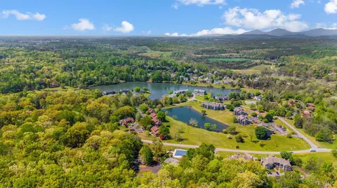 View/Area - 424 Oak Point Rd, Forest, VA 24551 photo 11 of 14
