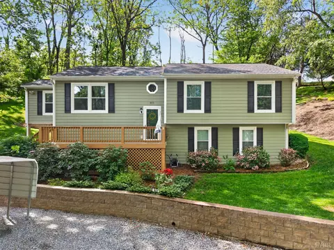 833 Mohawk Dr, Lynchburg, VA 24502