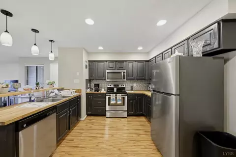 Kitchen - 2304 Deer Run, Forest, VA 24551 photo 1 of 4
