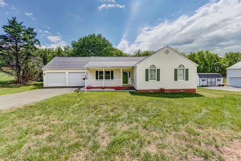 1266 Bethel Church Rd, Forest, VA 24551