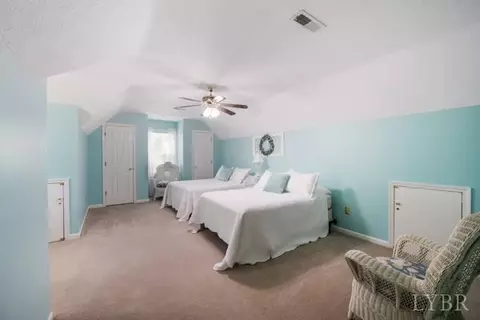 Bedroom - 217 Millspring Dr, Forest, VA 24551 photo 5 of 8